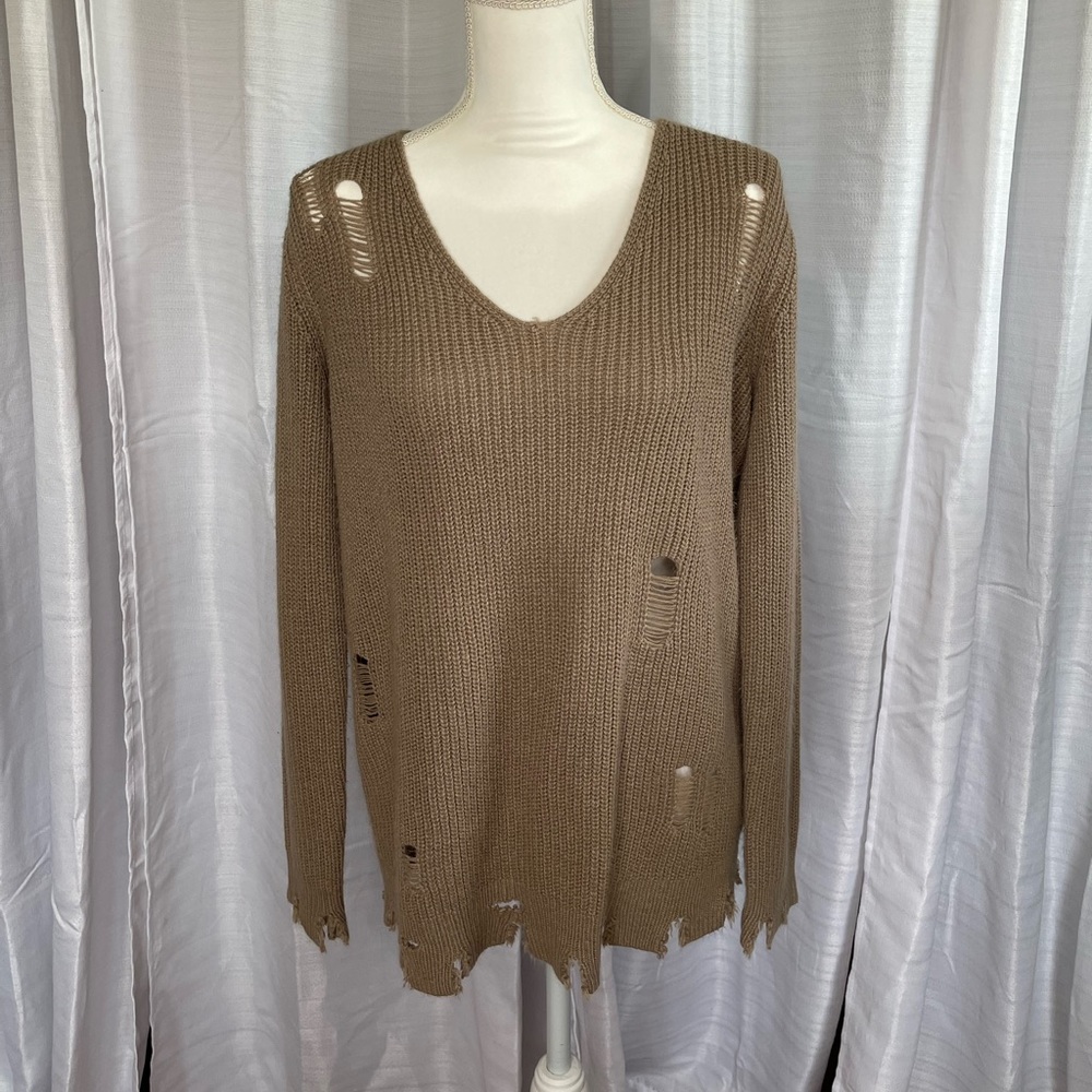 Ambiance Apparel Distressed Sweater 🤎